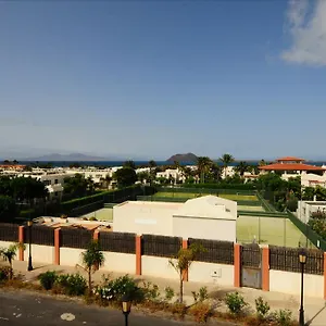 Villa Tinajas, Corralejo